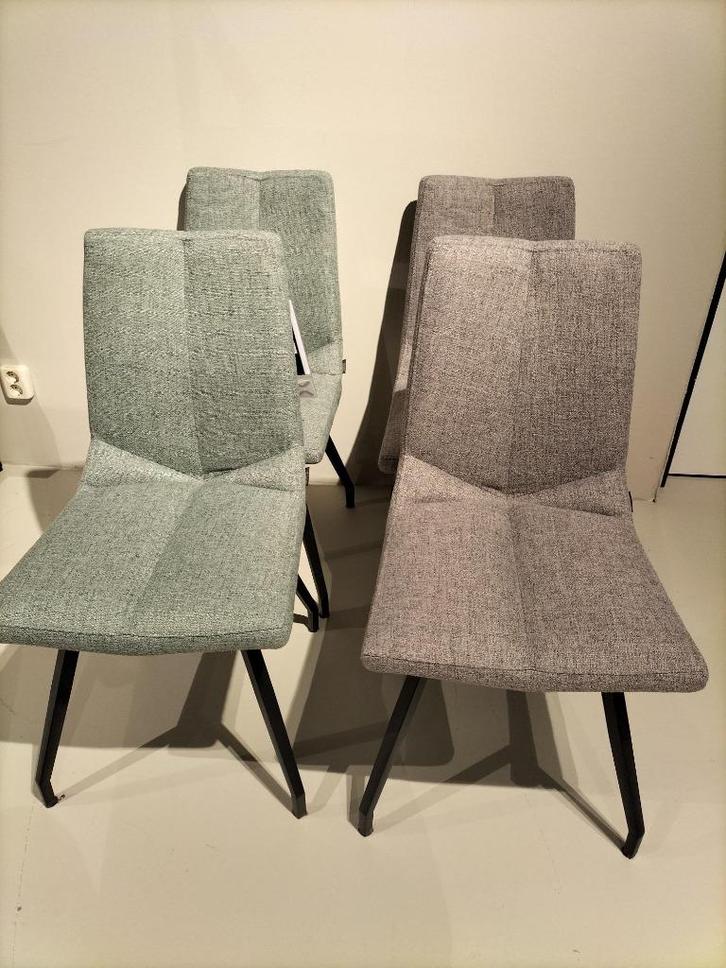 Eetkamerstoelen, Huis en Inrichting, Stoelen, Zo goed als nieuw, Vier, Hout, Kunststof, Leer, Metaal, Stof, Overige kleuren, Ophalen