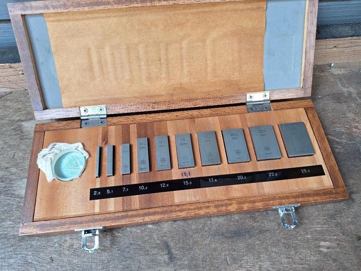 Mitutoyo 516-106 eindmatenset, Doe-het-zelf en Verbouw, Gereedschap | Handgereedschap, Zo goed als nieuw, Ophalen of Verzenden