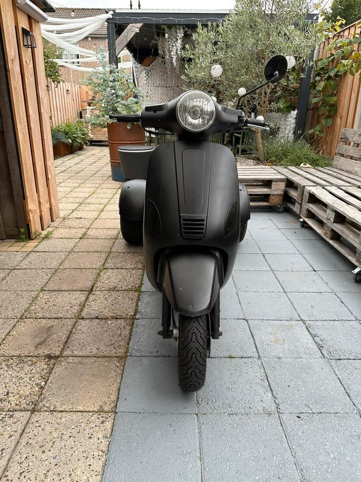 Gomax invalide scooter, Fietsen en Brommers, Brommers | Overige merken, Zo goed als nieuw, Maximaal 45 km/u, Ophalen