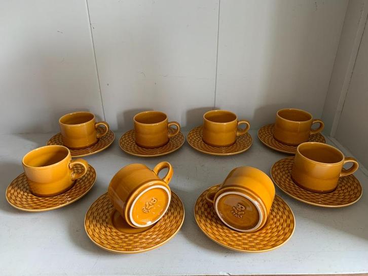 Vaserie Trevigiane Vintage '60 Pagnossin kop & schotel (8x)., Huis en Inrichting, Keuken | Servies, Zo goed als nieuw, Kop(pen) en/of Schotel(s)