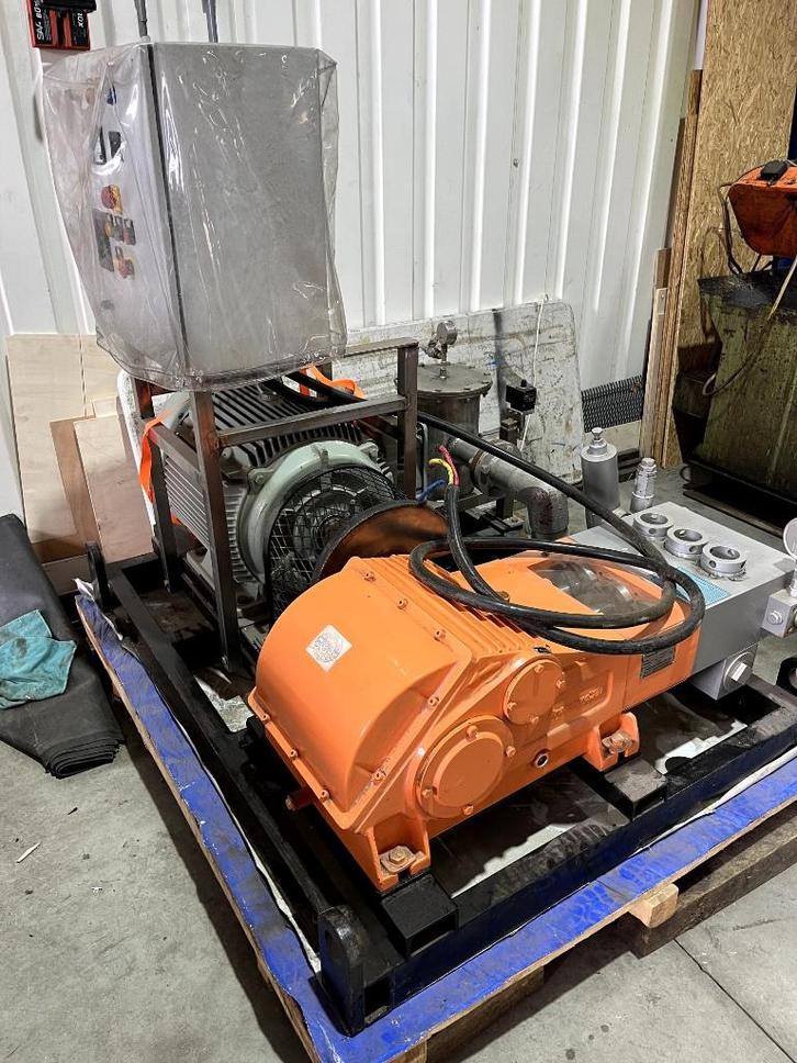 Pompen. hogedrukpomp water, Zakelijke goederen, Machines en Bouw | Pompen en Compressoren, Ophalen