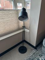 It’s About Romi staande lamp zwart, Huis en Inrichting, Lampen | Vloerlampen, Ophalen, Zo goed als nieuw, 150 tot 200 cm