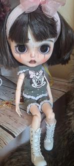 Lieve custome blythe, Verzamelen, Poppen, Ophalen of Verzenden, Zo goed als nieuw