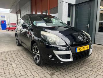 Renault SCENIC 1.4 TCE BOSE beschikbaar voor biedingen