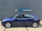 Volkswagen Golf eTSI Life AUTOMAAT APPLE CARPLAY/ PDC, 65 €/maand, Gebruikt, Euro 6, Blauw