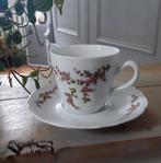 Kop en schotel - winterling roslau bavaria - lila / paarse b, Huis en Inrichting, Keuken | Servies, Ophalen of Verzenden, Zo goed als nieuw