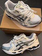 ASICS Gel Kayano-14 WHITE MIDNIGHT Nieuw maat 43, Kleding | Heren, Schoenen, Wit, Nieuw, Ophalen of Verzenden, Sneakers of Gympen