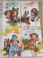 Suzanne Knegt - deel 1-4 Lisa en Summer, Boeken, Ophalen of Verzenden, Zo goed als nieuw, Suzanne Knegt