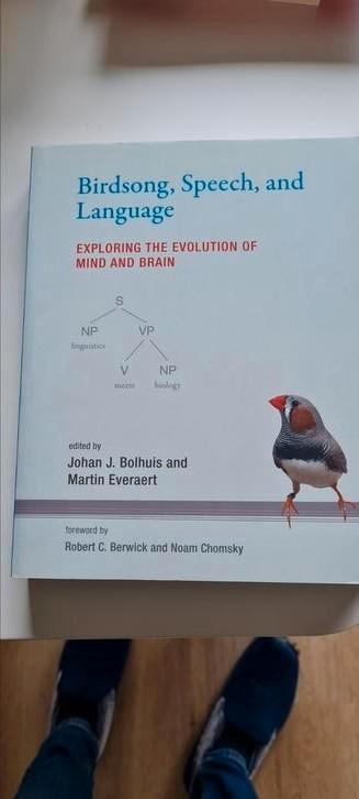 Birdsong, speech and language - Bolhuis & Everaert (2016) beschikbaar voor biedingen