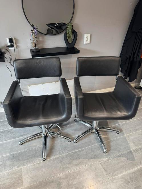 Kappersstoel nog 1 te koop !, Huis en Inrichting, Stoelen, Gebruikt, Eén, Zwart, Ophalen