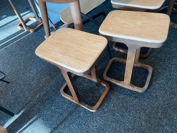 Nieuwe bijzettafel mangohout & travertin - 40x30, Huis en Inrichting, Tafels | Bijzettafels, Nieuw, Rond, Minder dan 45 cm, Minder dan 55 cm