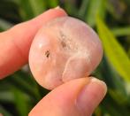 Roze chalcedoon trommelsteen, Sieraden, Tassen en Uiterlijk, Edelstenen, Ophalen of Verzenden, Zo goed als nieuw
