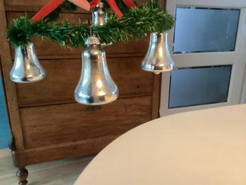 Kerstkrans met bellen vintage beschikbaar voor biedingen