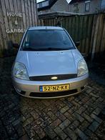Ford Fiësta 1.3 8V 3DR 2004 Grijs, Auto's, Ford, 1299 cc, 4 cilinders, Origineel Nederlands, Handgeschakeld