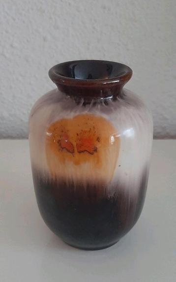 🌼Vintage Retro klein  bruin vaasje  beschikbaar voor biedingen
