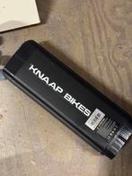 Knaap accu en lader, Fietsen en Brommers, Fietsaccessoires | Fietsaccu's, Ophalen, Zo goed als nieuw