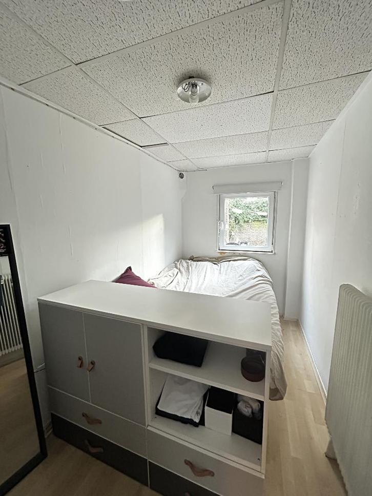 Complete IKEA Slaapkamer Set: Bedframe140x200 + matras&kast, Huis en Inrichting, Slaapkamer | Bedden, Zo goed als nieuw, Twijfelaar