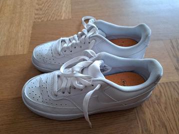 Nike Court Vision Low Next Nature Sportschoenen mt 38,5 beschikbaar voor biedingen