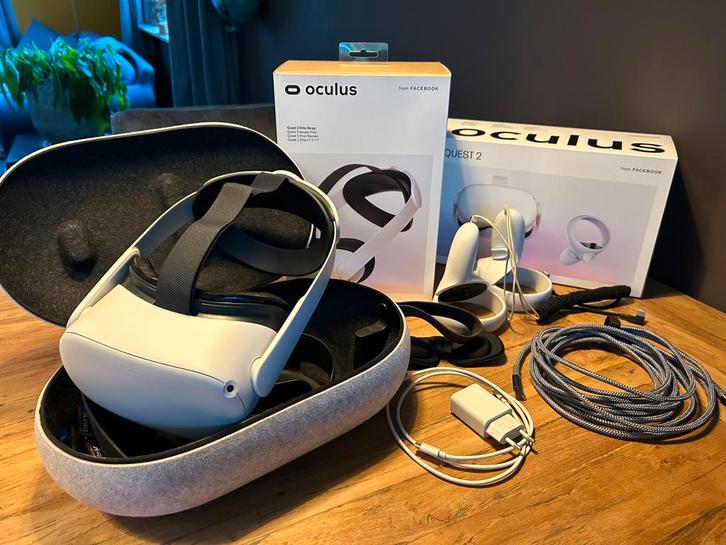 Zeer complete Oculus Quest 2 - 256 GB, Spelcomputers en Games, Virtual Reality, Zo goed als nieuw, Overige platformen, Ophalen of Verzenden