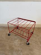 Vintage platen vinyl rekje display met wieltjes metaal, Huis en Inrichting, Ophalen, Zo goed als nieuw, Metaal