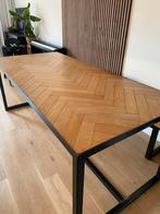Unieke visgraat eiken en zwart staal eettafel 200x90, Huis en Inrichting, Ophalen, Industrieel, modern, 50 tot 100 cm, Vijf personen of meer