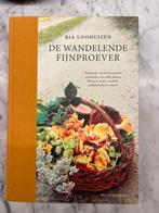 De Wandelende Fijnproever - Ria Loohuizen, Voorgerechten en Soepen, Ophalen of Verzenden, Zo goed als nieuw, Europa