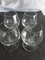 MARTELL glazen op voet, 4 stuks, 11,5 cm hoog, Verzamelen, Glas en Borrelglaasjes, Ophalen of Verzenden, Zo goed als nieuw, Borrel- of Shotglas