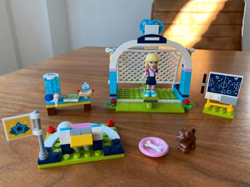 Lego Friends Stephanies voetbaltraining 41330 beschikbaar voor biedingen