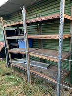 Gratis ophalen 2 ijzeren stellingkasten oudijzer, Doe-het-zelf en Verbouw, Metalen, Ophalen, Zo goed als nieuw