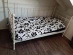 Wit bedframe  met lattenbodem, Kinderen en Baby's, Kinderkamer | Bedden, Ophalen, 85 tot 100 cm, Gebruikt, Lattenbodem