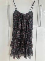 Jurk met ruffles – camoufleert buikje – bloemen L, Kleding | Dames, Jurken, Zwart, Maat 42/44 (L), Ophalen of Verzenden, Zo goed als nieuw
