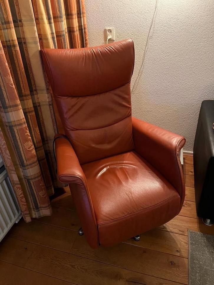 Elektrische relaxfauteuil cognac Prominent, Huis en Inrichting, Banken | Sofa's en Chaises Longues, Gebruikt, Eenpersoons, Minder dan 150 cm
