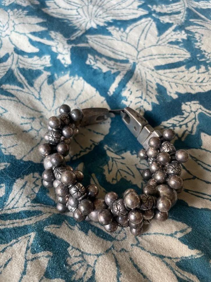 Vintage Josh verzilverde design boho armband etnische tribal, Sieraden, Tassen en Uiterlijk, Armbanden, Zo goed als nieuw, Zilver