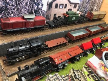 Märklin restant beginset 3 loc's 12 wagons en rails  beschikbaar voor biedingen
