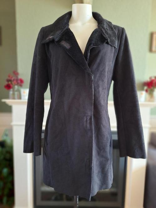 Irie Wash suède look zeer mooie winter jas M 38 zwart, Kleding | Dames, Jassen | Winter, Zo goed als nieuw, Maat 38/40 (M), Zwart