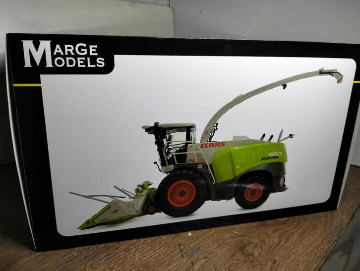 Te koop Claas Jaguar 960 Dynamic Power met Orbis 900 bek., Hobby en Vrije tijd, Modelauto's | 1:32, Nieuw, Tractor of Landbouw