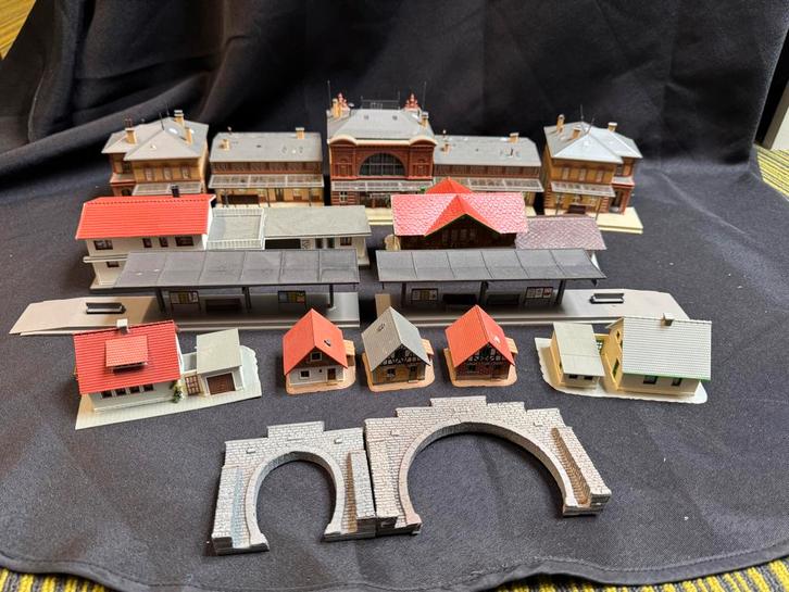 Bahnhof Station Bonn 1:160 N-Spoor + Reichenbach Station +St, Hobby en Vrije tijd, Modeltreinen | N-Spoor, Gebruikt, Brug, Tunnel of Gebouw