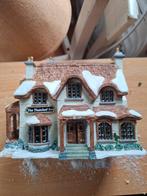 Lemax Thatcher Inn house. Mooi item, Ophalen of Verzenden, Zo goed als nieuw