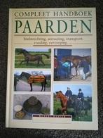 Boek, Handboek voor paarden, Boeken, Gelezen, Ophalen of Verzenden, Paarden of Pony's