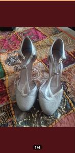 Glitter dances schoenen met T-bandje, Kleding | Dames, Schoenen, Overige kleuren, Dansschoenen, Ophalen of Verzenden, Onbekend