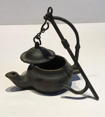 Olielamp. Snotneus.Geen bodemvondst. beschikbaar voor biedingen