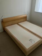 2 persoons bed met luxe mahonie houten achterwand, Huis en Inrichting, Slaapkamer | Bedden, Zo goed als nieuw, Ophalen
