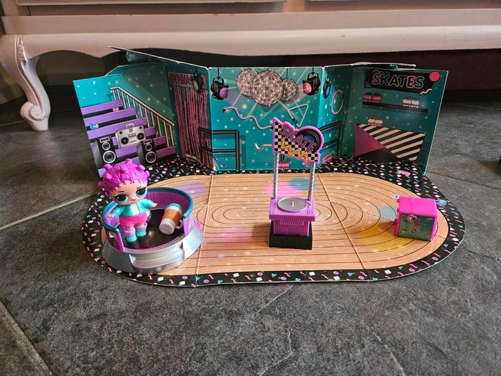 L.O.L. Surprise! Rolschaatsbaan met Roller Sk8er, Kinderen en Baby's, Speelgoed | Poppen, Gebruikt, Babypop, Ophalen of Verzenden