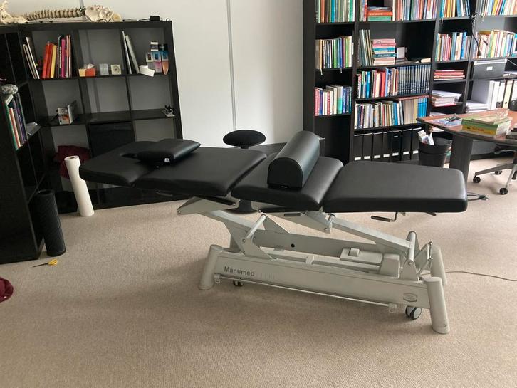 Manumed Osteo behandelbank van Enraf Nonius, Sport en Fitness, Massageproducten, Massagetafel, Ophalen