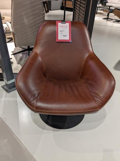 NIEUWE SUPER LEDEREN BRUINE FAUTEUIL STERK AFGEPRIJSD, Huis en Inrichting, Fauteuils, Nieuw, Leer, Metaal, 50 tot 75 cm, 75 tot 100 cm