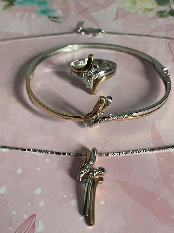 14 karaat bicolorset armband , ring , ketting ,diamant 17 gm, Sieraden, Tassen en Uiterlijk, Armbanden, Zo goed als nieuw, Goud