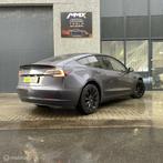 Tesla Model 3 SR+ GRIJS SUBSIDIE IS TERUG MMX PACK, Auto's, Tesla, Automaat, Zwart, Overige carrosserieën, Leder