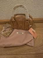 Miu Miu tasje, Sieraden, Tassen en Uiterlijk, Tassen | Damestassen, Ophalen of Verzenden, Nieuw, Schoudertasje
