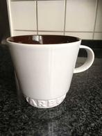 Starbucks Coffee 2009 Relief Groot mok beker 400 ml - Nieuw, Nieuw, Ophalen of Verzenden, Overige stijlen, Kop(pen) en/of Schotel(s)