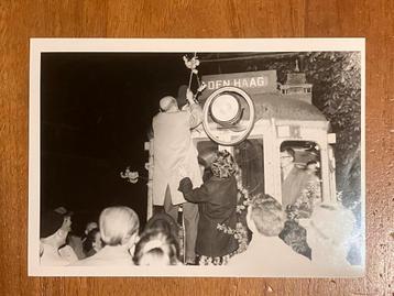 Laatste tram rit Den Haag Delft Scheveningen in 1965 beschikbaar voor biedingen